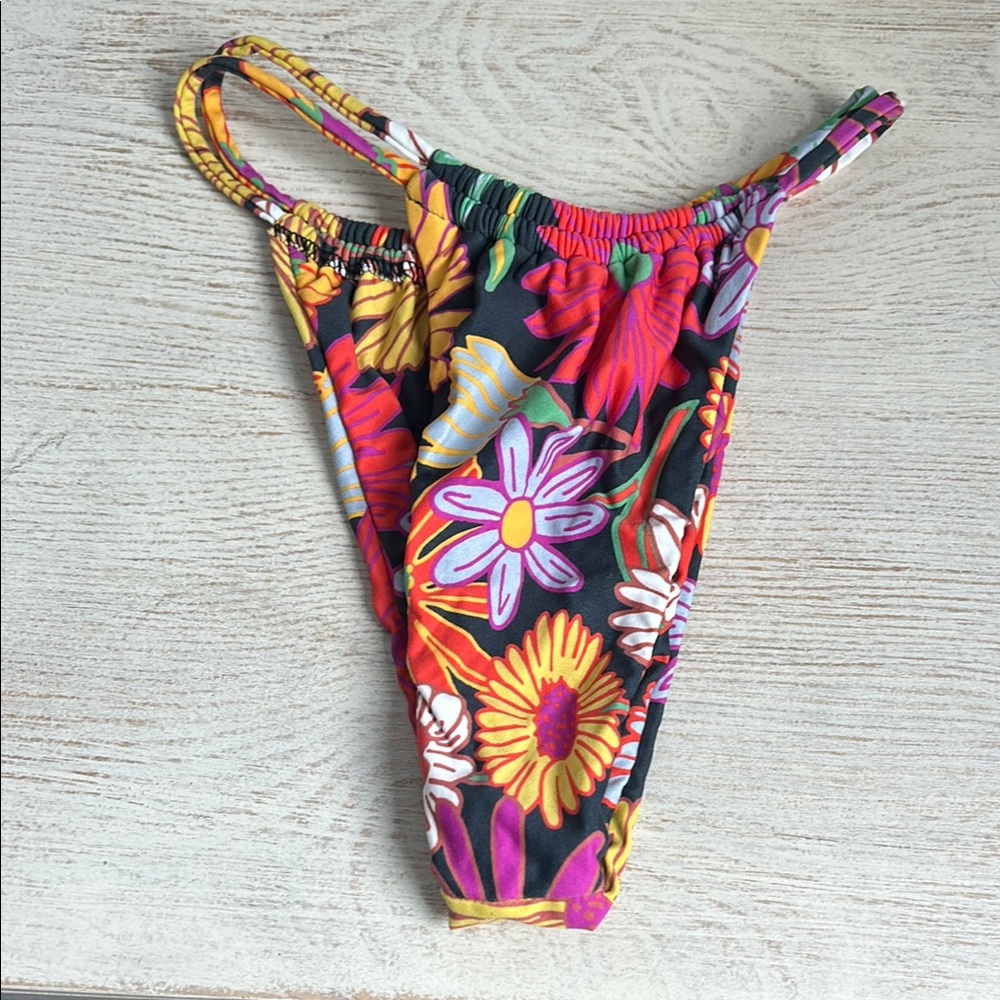 Montce Janeane Floral Brasil Bikini Bottom size  XS
